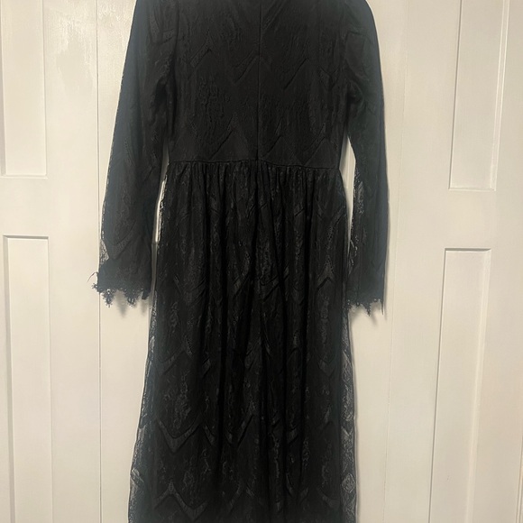 Dainty Jewells Elegant Black Lace Dress - Picture 6 of 7